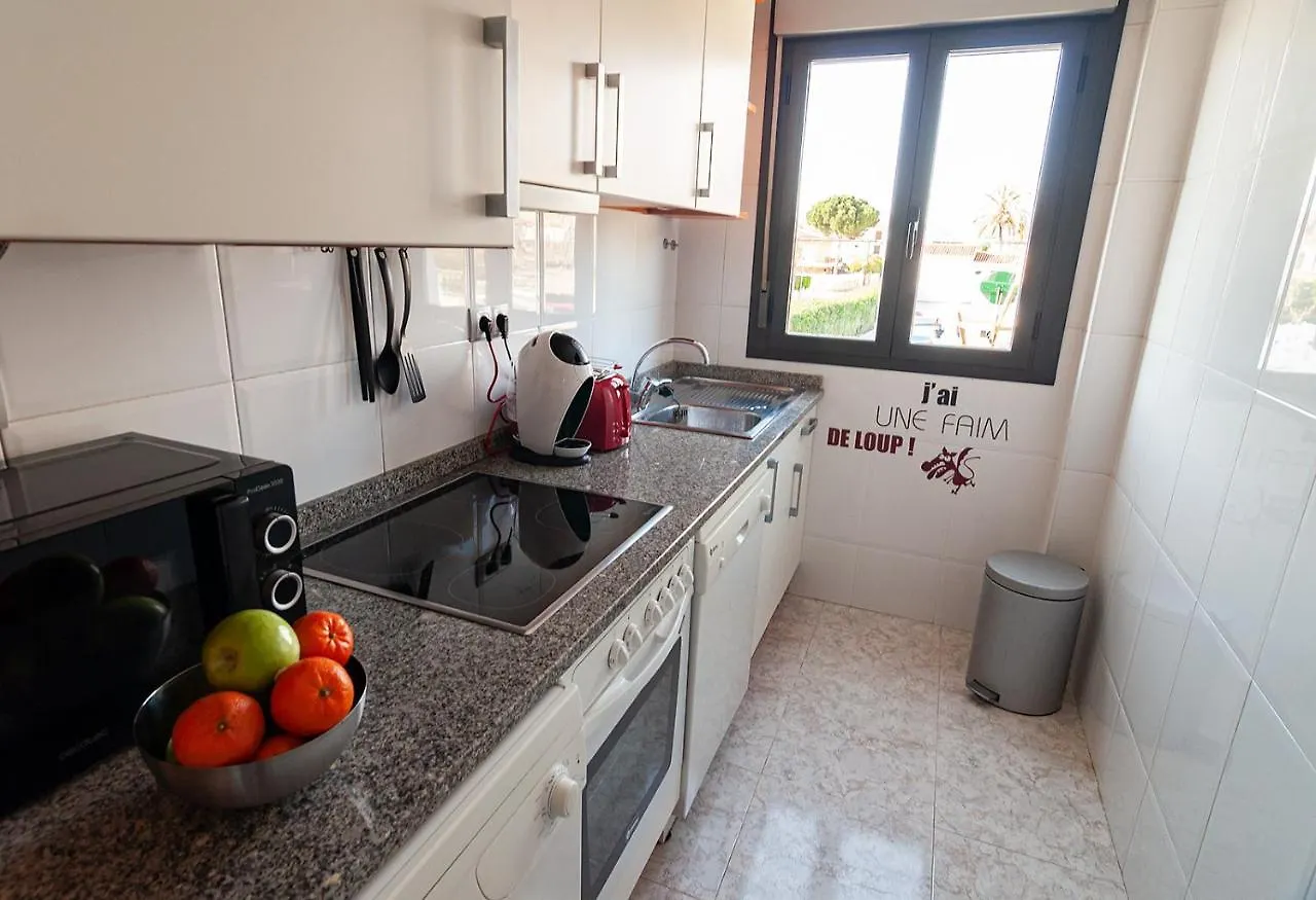 קמארוגה Beach & Pool Sant Salvador - 150M From Sea